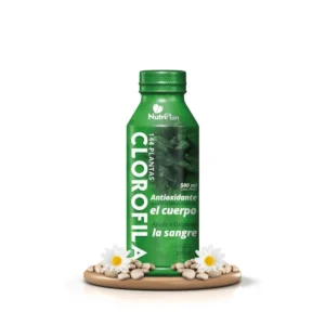 Botella de clorofila en jarabe de 500ml para detox y antioxidantes.