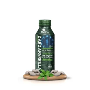 Botella de zarzaparrilla jarabe para problemas de piel y riñones en tienda naturista.